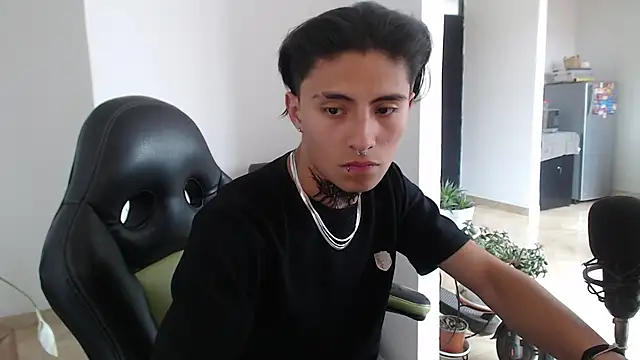 jay dimarco2 online show from 12-01-25, 03:39