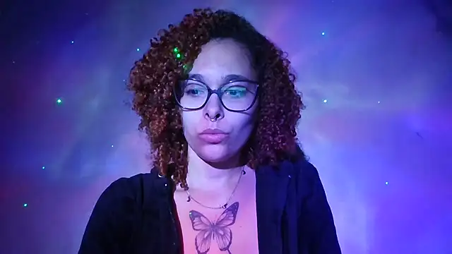 Snapshot of lizza_monroe chatting on 10-09-25, 01:58 lizza monroe online show from 10-09-25, 01:58