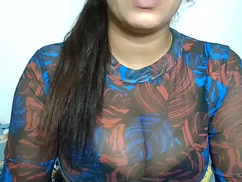 Snapshot of sparkling_queen chatting on 01-16-25, 04:07 sparkling queen online show from 01-16-25, 04:07