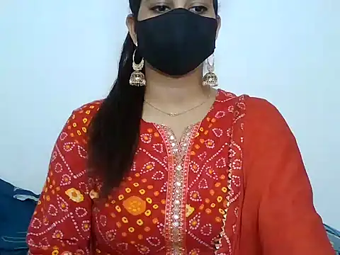 Snapshot of sparkling_queen chatting on 03-10-25, 03:52 sparkling queen online show from 03-10-25, 03:52