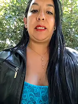 Bella keny online show from 01-17-25, 05:41