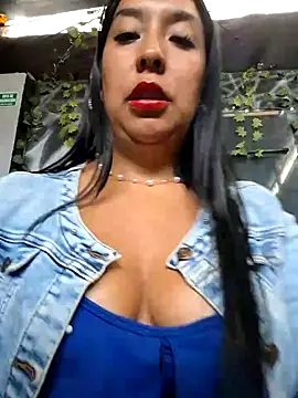 Bella keny online show from 01-21-25, 09:04