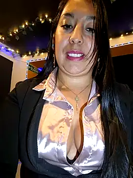 Bella keny online show from 02-12-25, 11:41