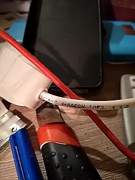 A man in public online show from 01-13-26, 07:41