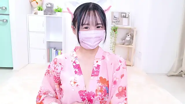 Snapshot of chihiro_ri chatting on 12-31-24, 05:40 chihiro ri online show from 12-31-24, 05:40