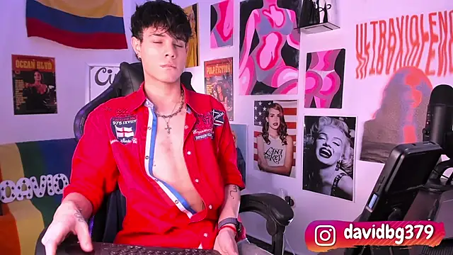 Snapshot of cinnamon_boyxxx chatting on 03-02-25, 01:47 cinnamon boyxxx online show from 03-02-25, 01:47