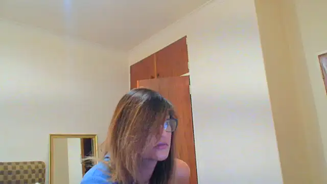 karmicQueen669 online show from 06-11-26, 05:16