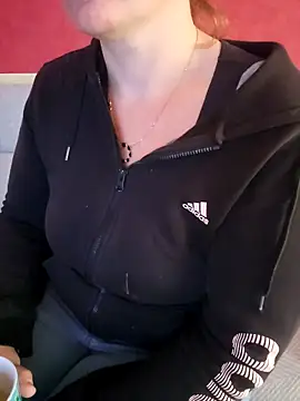 cruellaculdenfer67 online show from 10-17-25, 07:33