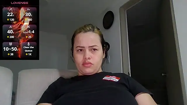 Snapshot of saramartinez1000 chatting on 12-28-24, 11:16 saramartinez1000 online show from 12-28-24, 11:16