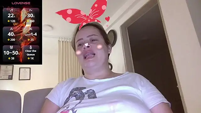 Snapshot of saramartinez1000 chatting on 09-18-25, 01:24 saramartinez1000 online show from 09-18-25, 01:24