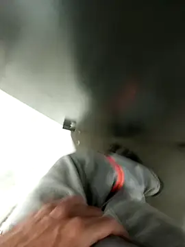 Snapshot of Din0071 chatting on 12-19-24, 10:10 Din0071 online show from 12-19-24, 10:10