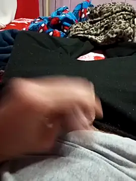 Snapshot of Din0071 chatting on 09-23-25, 08:06 Din0071 online show from 09-23-25, 08:06