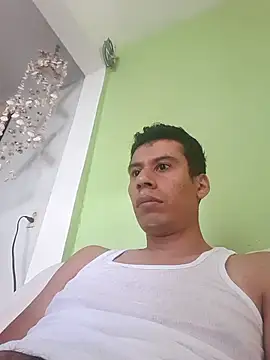 Snapshot of josehot151515 chatting on 12-02-25, 05:41 josehot151515 online show from 12-02-25, 05:41