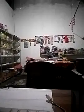 Snapshot of Heman100492 chatting on 03-04-25, 06:18 Heman100492 online show from 03-04-25, 06:18