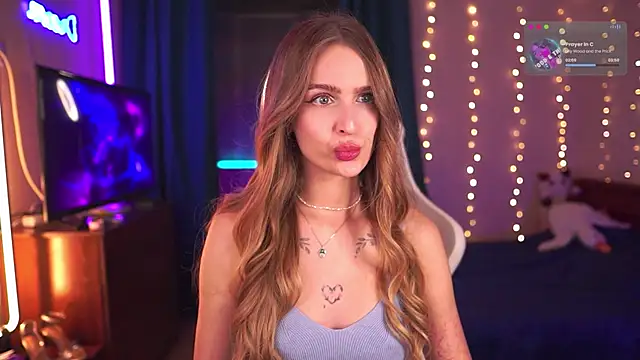 Kamila icee online show from 11-22-25, 09:36