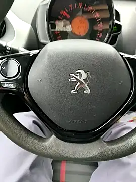 onbifeet online show from 03-18-25, 12:03