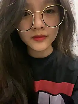 Krixxi22 online show from 01-06-25, 03:19