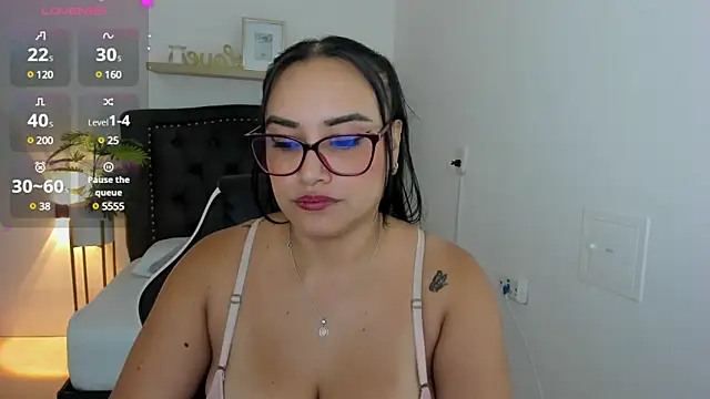 Snapshot of zoe_danae_ chatting on 12-21-24, 12:16 zoe danae online show from 12-21-24, 12:16