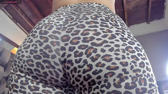Snapshot of baby_booty chatting on 09-09-25, 11:10 baby booty online show from 09-09-25, 11:10