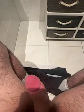 Deralboaus01 online show from 03-22-25, 12:49