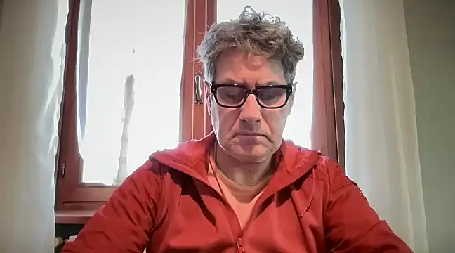 Snapshot of Britmi chatting on 12-28-24, 09:20 Britmi online show from 12-28-24, 09:20