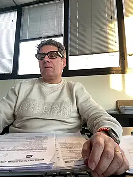 Snapshot of Britmi chatting on 02-07-25, 03:52 Britmi online show from 02-07-25, 03:52