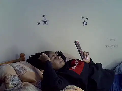 Snapshot of Pretty_savage3 chatting on 02-11-25, 05:16 Pretty savage3 online show from 02-11-25, 05:16