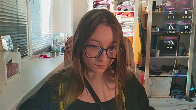 Snapshot of monlight__dana chatting on 02-12-25, 01:48 monlight dana online show from 02-12-25, 01:48