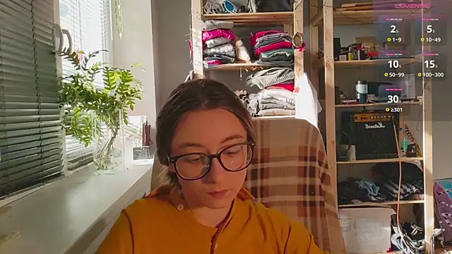 Snapshot of monlight__dana chatting on 03-09-25, 12:53 monlight dana online show from 03-09-25, 12:53