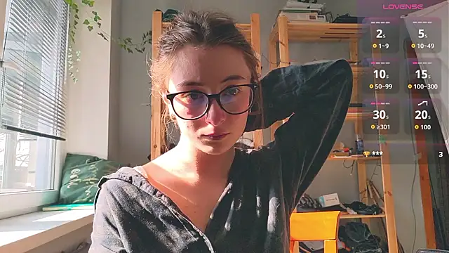 monlight  dana online show from 03-11-26, 11:49