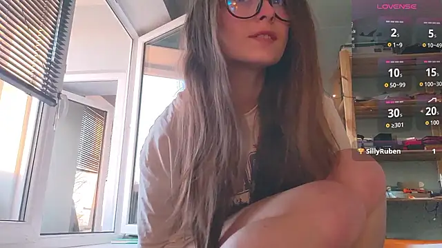 monlight  dana online show from 03-21-26, 04:21