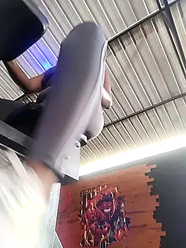 Berry Bans online show from 03-05-25, 05:29