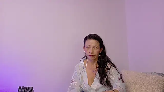 cattaleya1476 online show from 10-21-25, 12:50