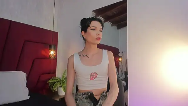 LadyLuminary online show from 01-07-26, 07:38