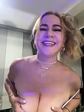 LARIANA RIVERA23 online show from 03-04-25, 03:11