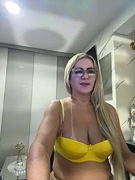 Snapshot of LARIANA_RIVERA23 chatting on 05-11-26, 08:31 LARIANA RIVERA23 online show from 05-11-26, 08:31