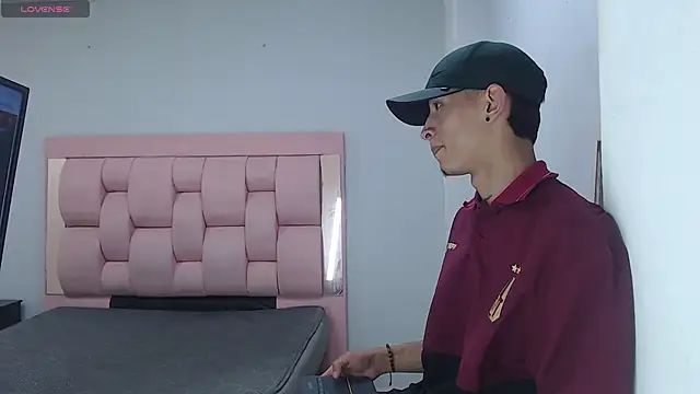 Snapshot of Smith_maicol chatting on 11-08-25, 09:46 Smith maicol online show from 11-08-25, 09:46