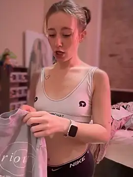 sage  marie online show from 02-07-25, 04:56