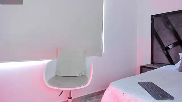 CandyMeyerss  online show from 01-31-25, 09:37