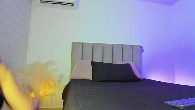 CandyMeyerss  online show from 06-24-26, 05:39