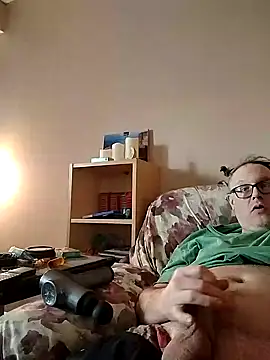Snapshot of DARemo42O chatting on 02-09-25, 08:45 DARemo42O online show from 02-09-25, 08:45