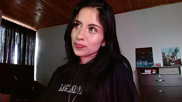 Ary Pieerce online show from 11-19-25, 08:42