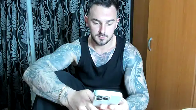 Jonmusclemaster online show from 04-17-26, 07:39