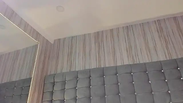 Poacahontasfg online show from 12-04-25, 04:00