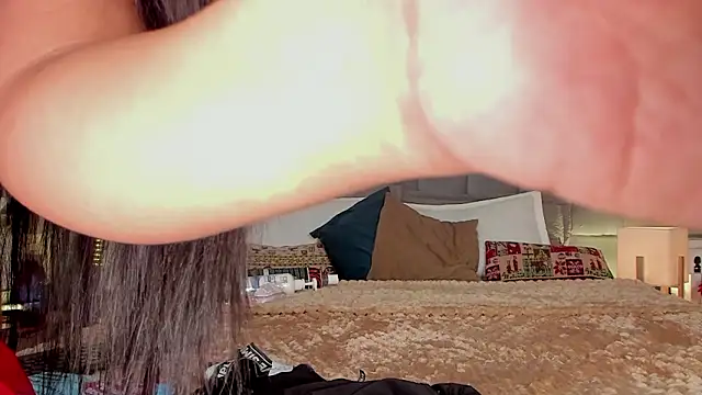 Poacahontasfg online show from 02-19-26, 03:57