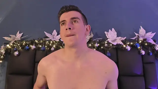 MikaelSlow online show from 12-21-25, 08:27