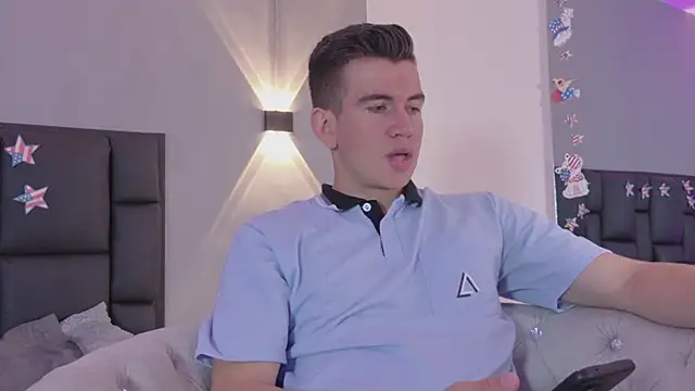 MikaelSlow online show from 07-10-26, 04:06