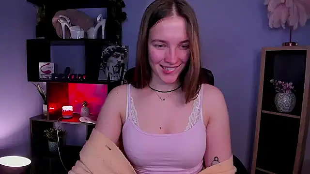 Snapshot of kenzie_x chatting on 12-06-24, 11:00 kenzie x online show from 12-06-24, 11:00