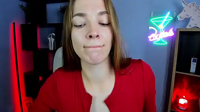 Snapshot of kenzie_x chatting on 10-02-25, 06:42 kenzie x online show from 10-02-25, 06:42