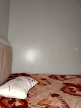 SquirtQueen222 online show from 01-01-25, 12:00